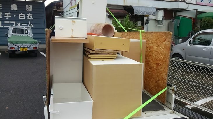 家族そろって年末の大掃除！大量に出た不用品は？ – 生活総合サービス